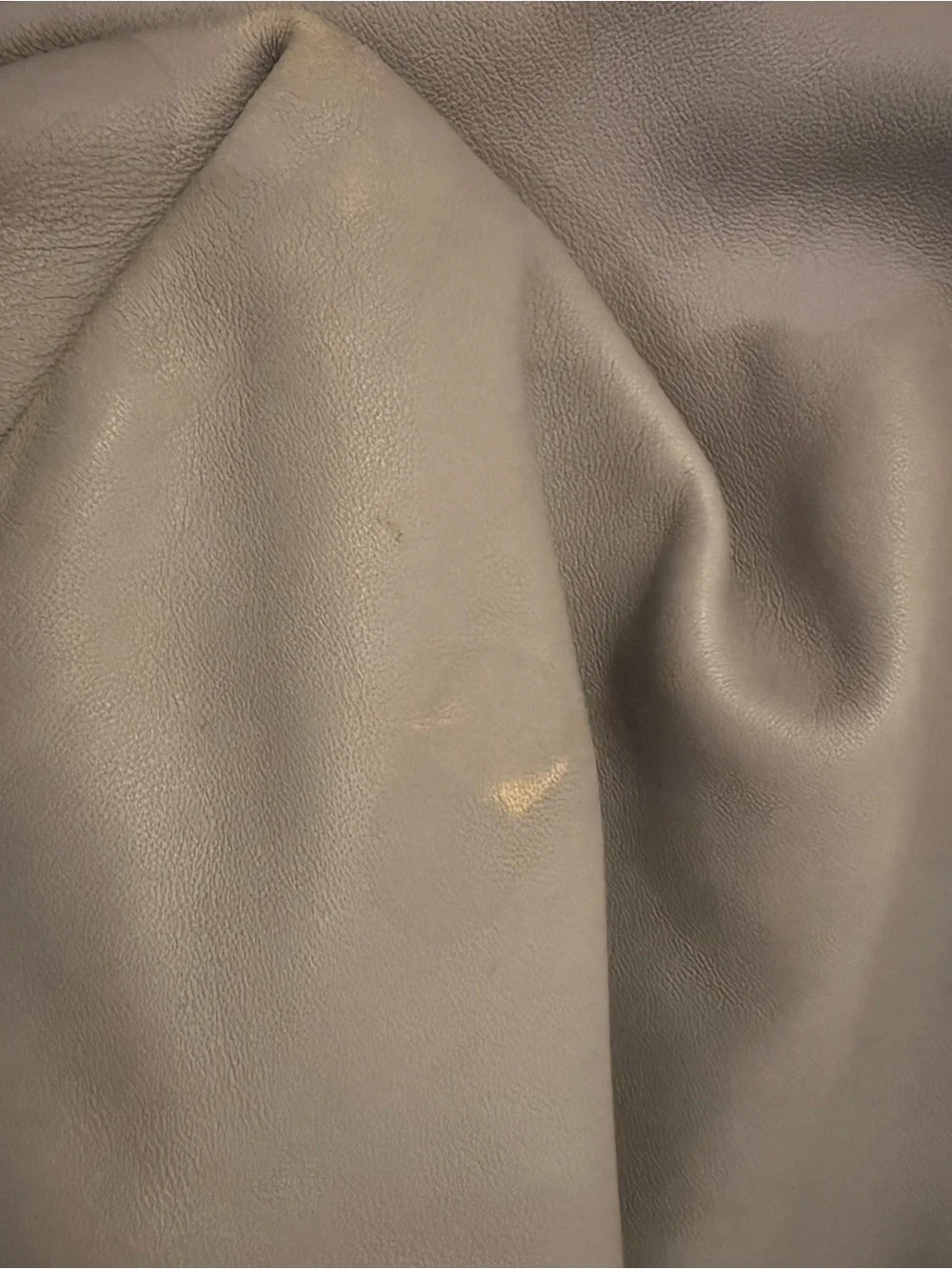 Michael Kors lavender Leather Hobo bag with Gold Logo